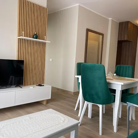 Sea La Vie Apartment