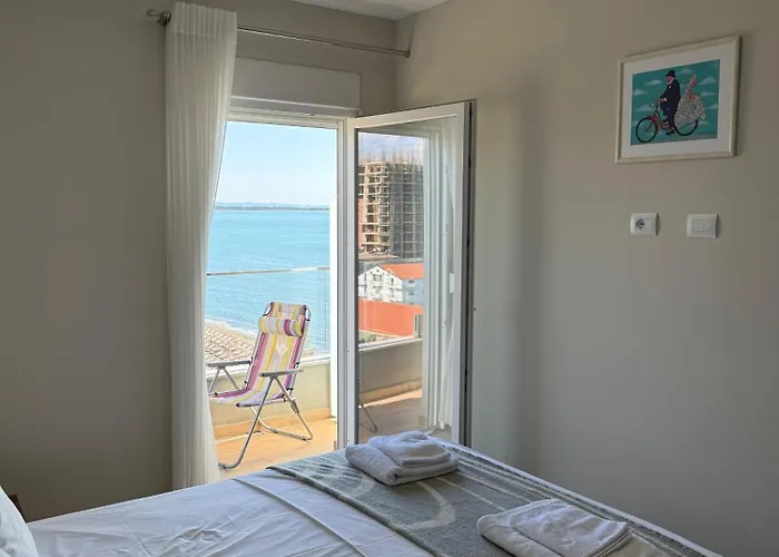 Sea La Vie