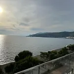 Sea La Vie アパート