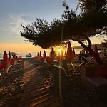 Sea La Vie