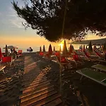 Апартаменты Sea La Vie