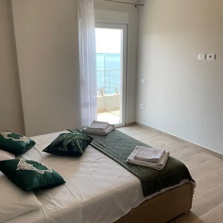 Sea La Vie *