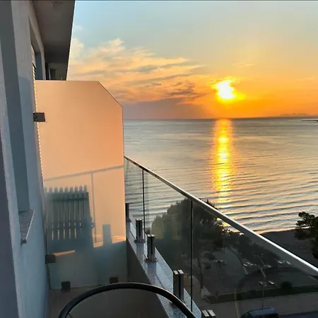 Sea La Vie