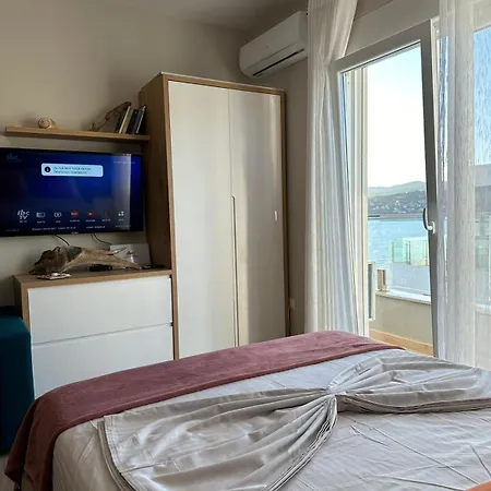 Apartament Sea La Vie *