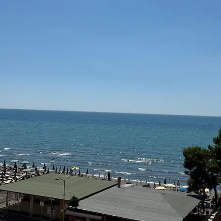 Sea La Vie