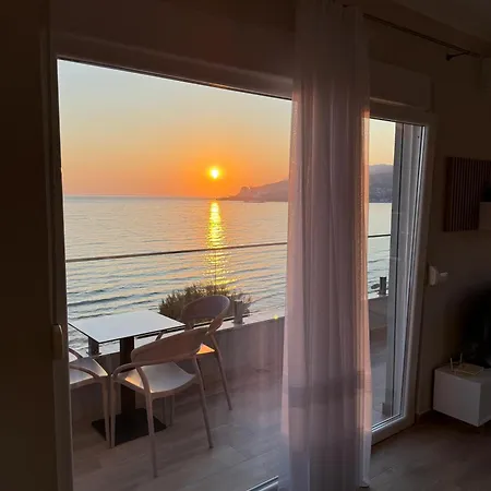 Sea La Vie